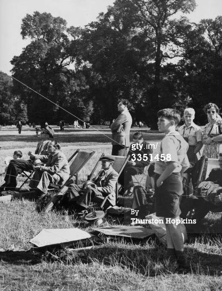 Round Pond June 1952 - Getty Images
